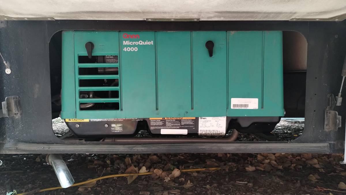 Used 2003 Itasca Sundancer 430V