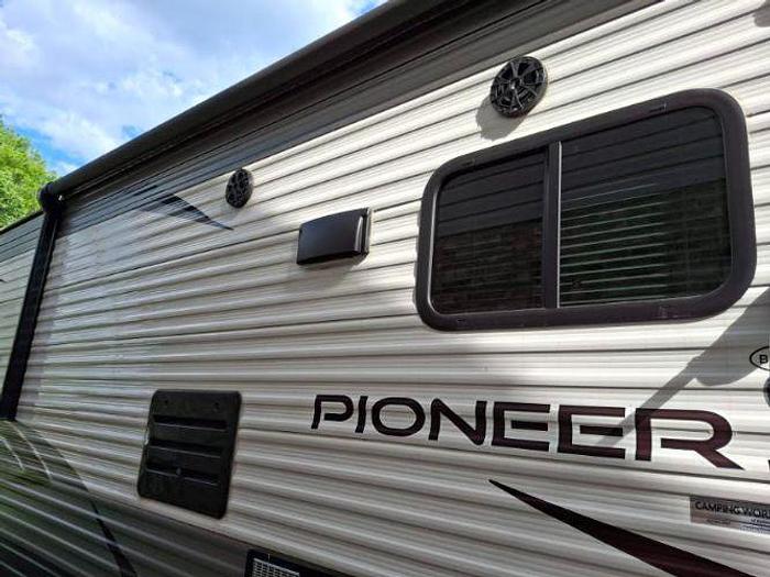 Used 2021 Heartland Pioneer PI BH 305