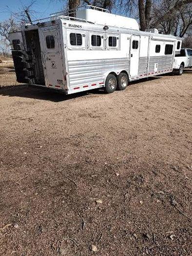 Used 2007 Platinum 3 Horse Trailer with Living Quarters