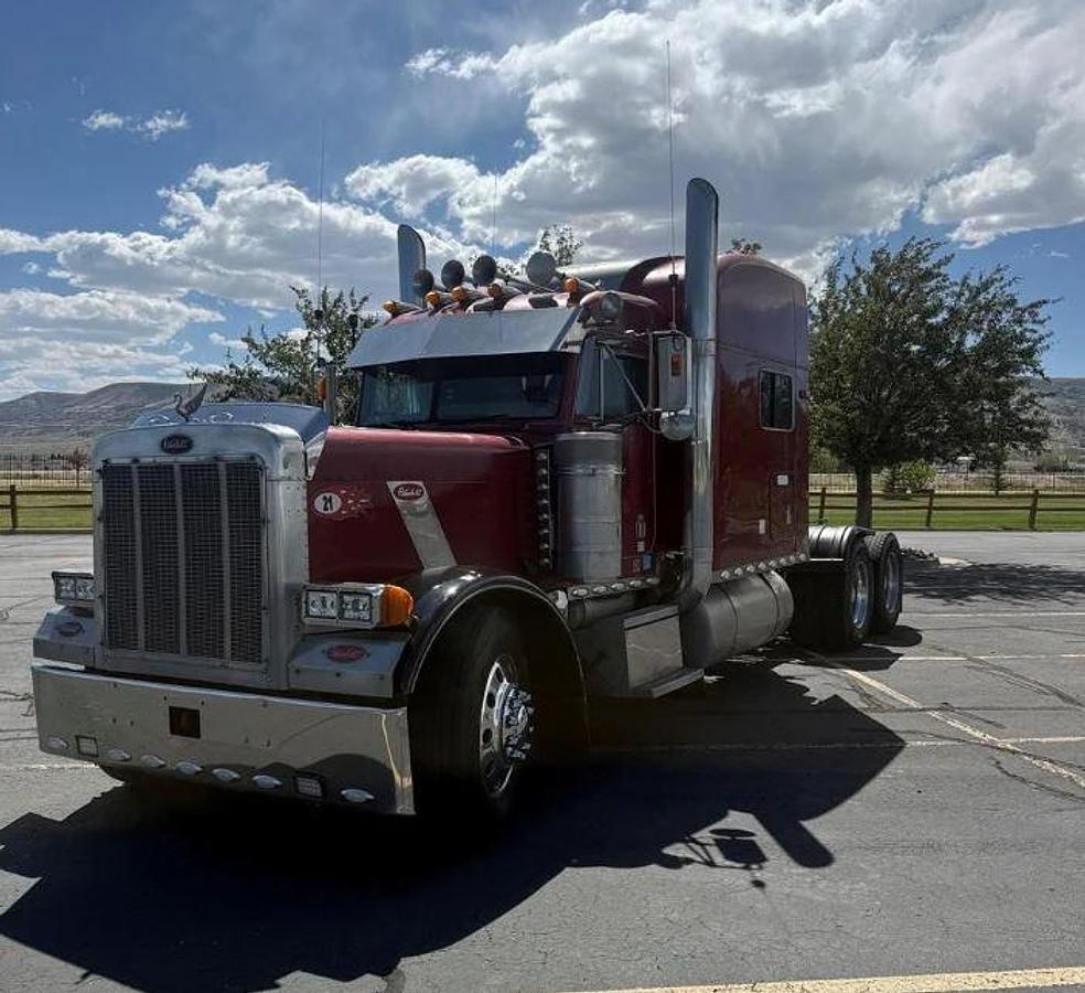 Used 2002 Peterbilt 379