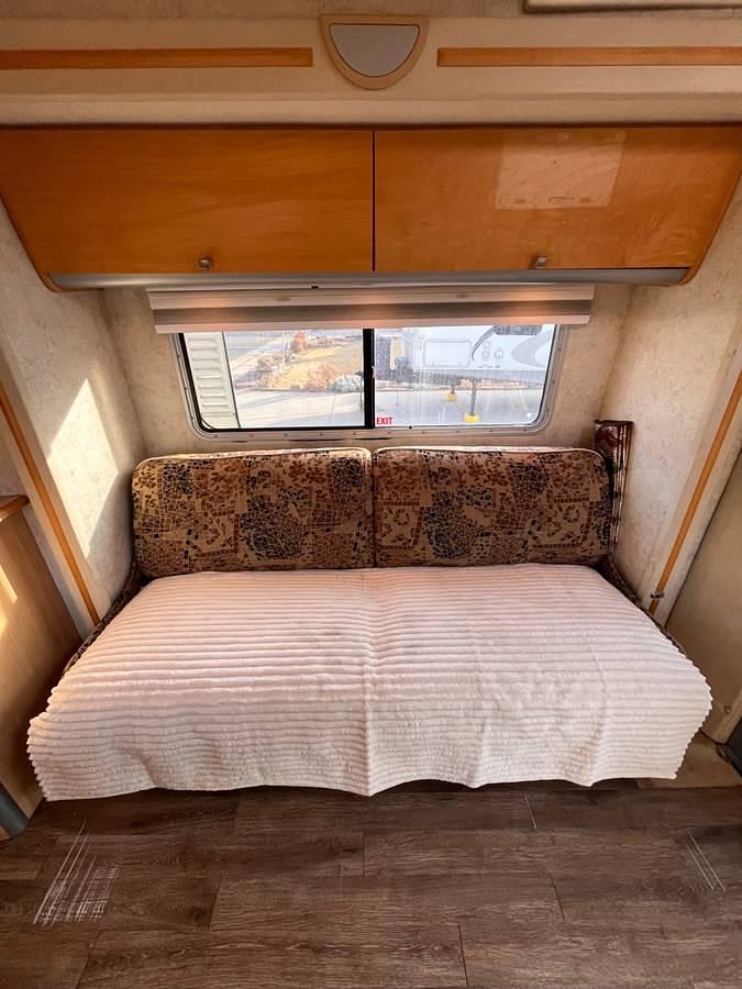 Used 2006 Winnebago Navion Itasca Rv