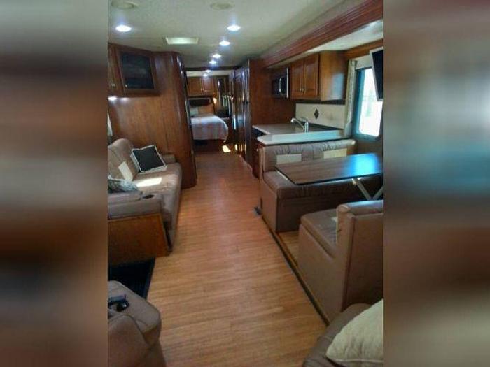 Used 2014 Thor Palazzo 33.2