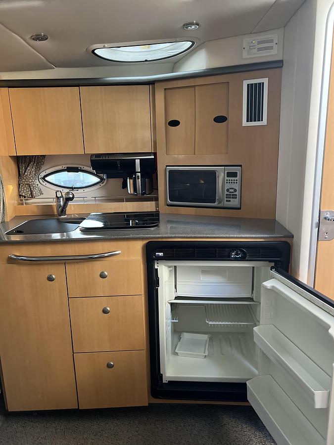 Used 2004 Maxum 3100 SE with Trailer