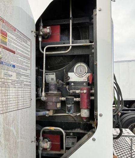 Used 2022 KENWORTH T880