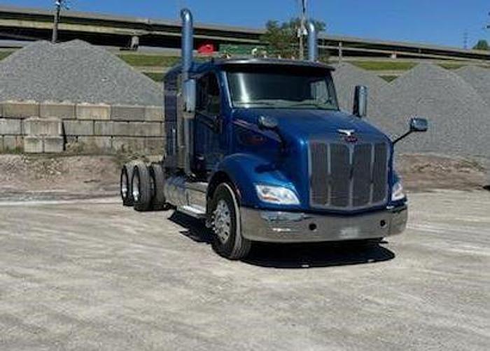Used 2019 Peterbilt 579 Sleeper