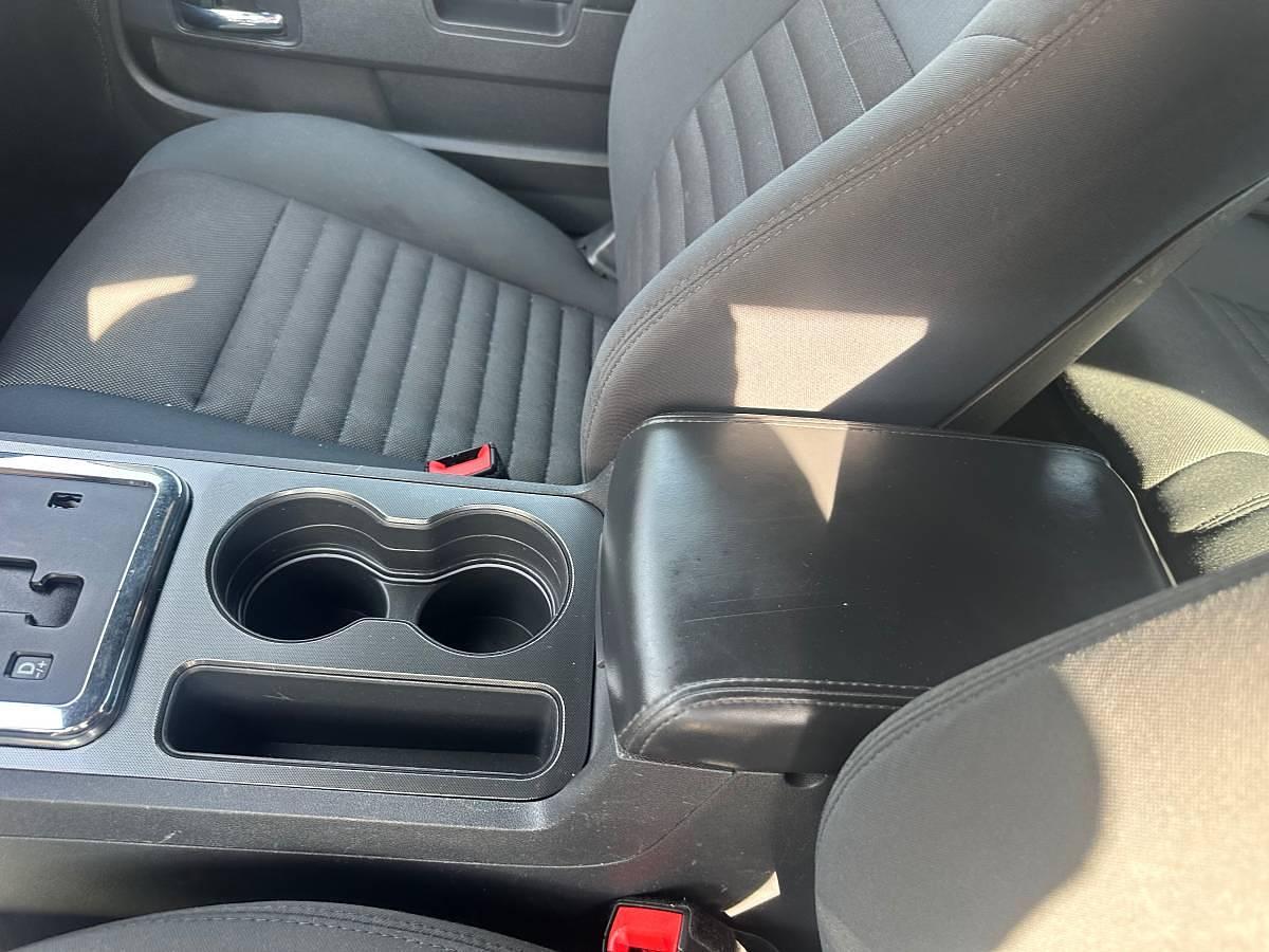 Used 2014 Dodge CHALLENGER SXT