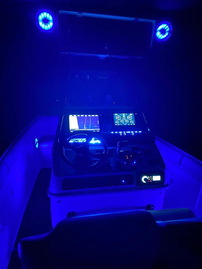 Used 1998 Scarab 302 Center Console
