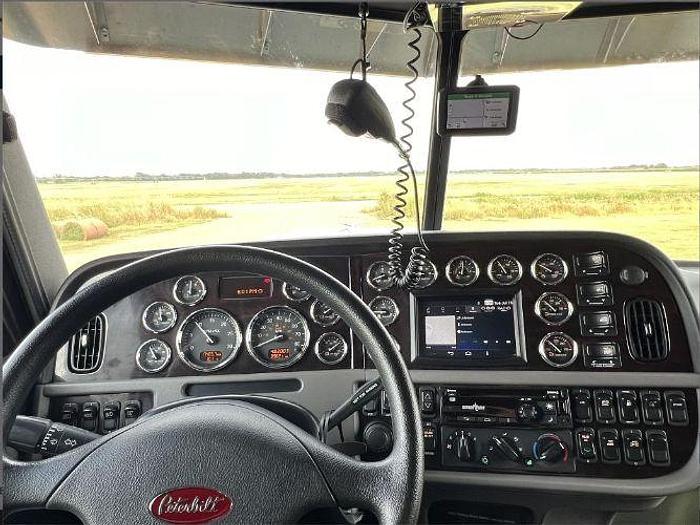 Used 2020 Peterbilt 389