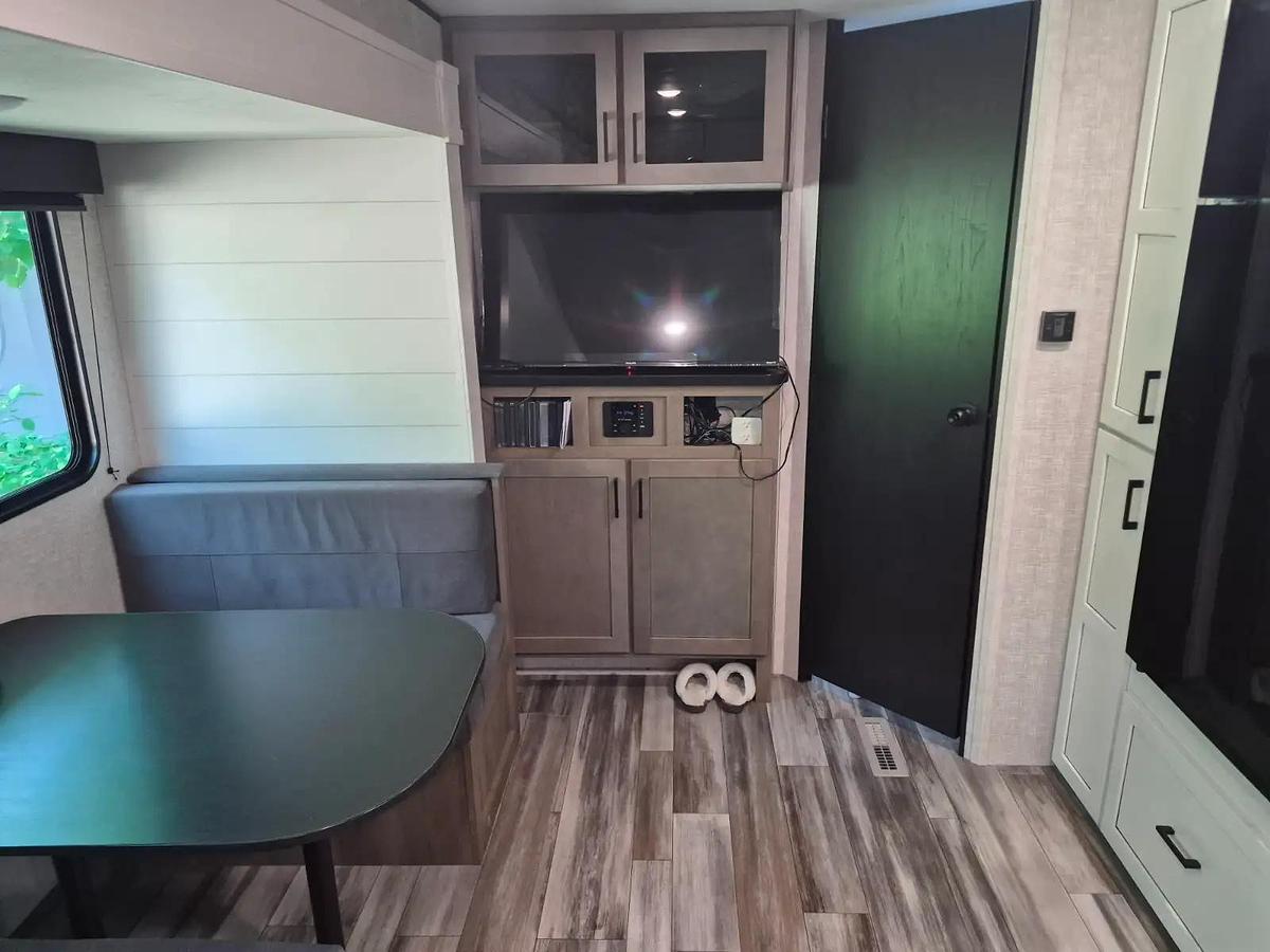 Used 2025 Jayco Jay Flight 262RLS Travel Trailer