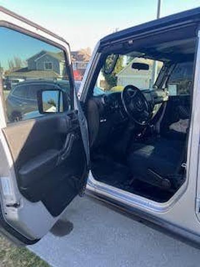 Used 2011 Jeep Wrangler Unlimited Sport