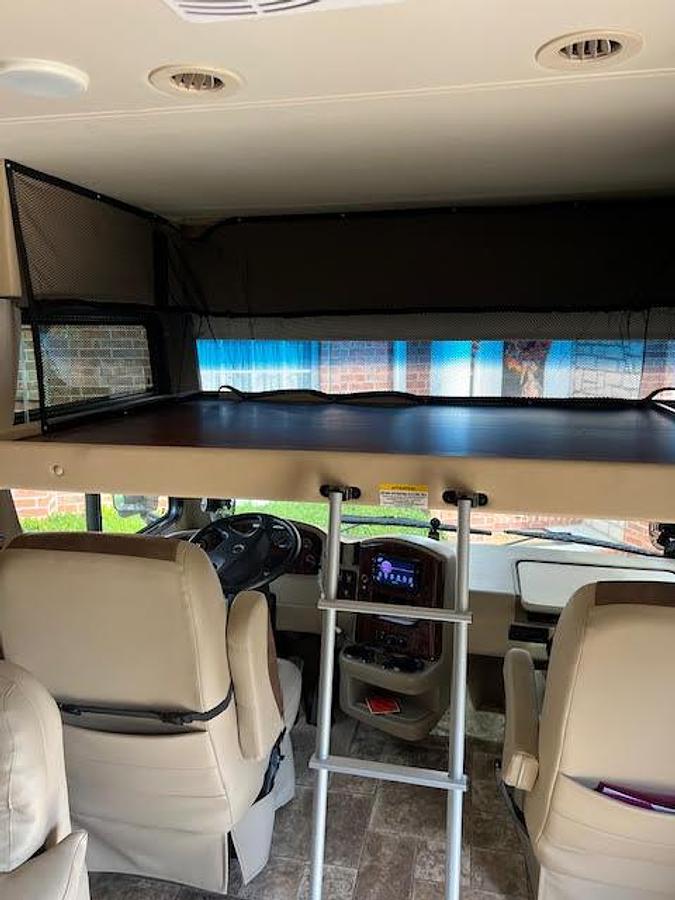 Used 2014 Thor Motor Coach Palazzo 33.2 Class A Motorhome