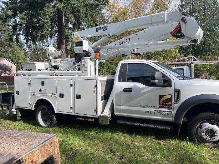 Used 2018 Ford F550 Super Duty with Duralift Model DPM2 47DU