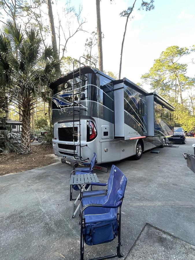 Used 2021 Tiffin Allegro Red 33AA Class A Motorhome