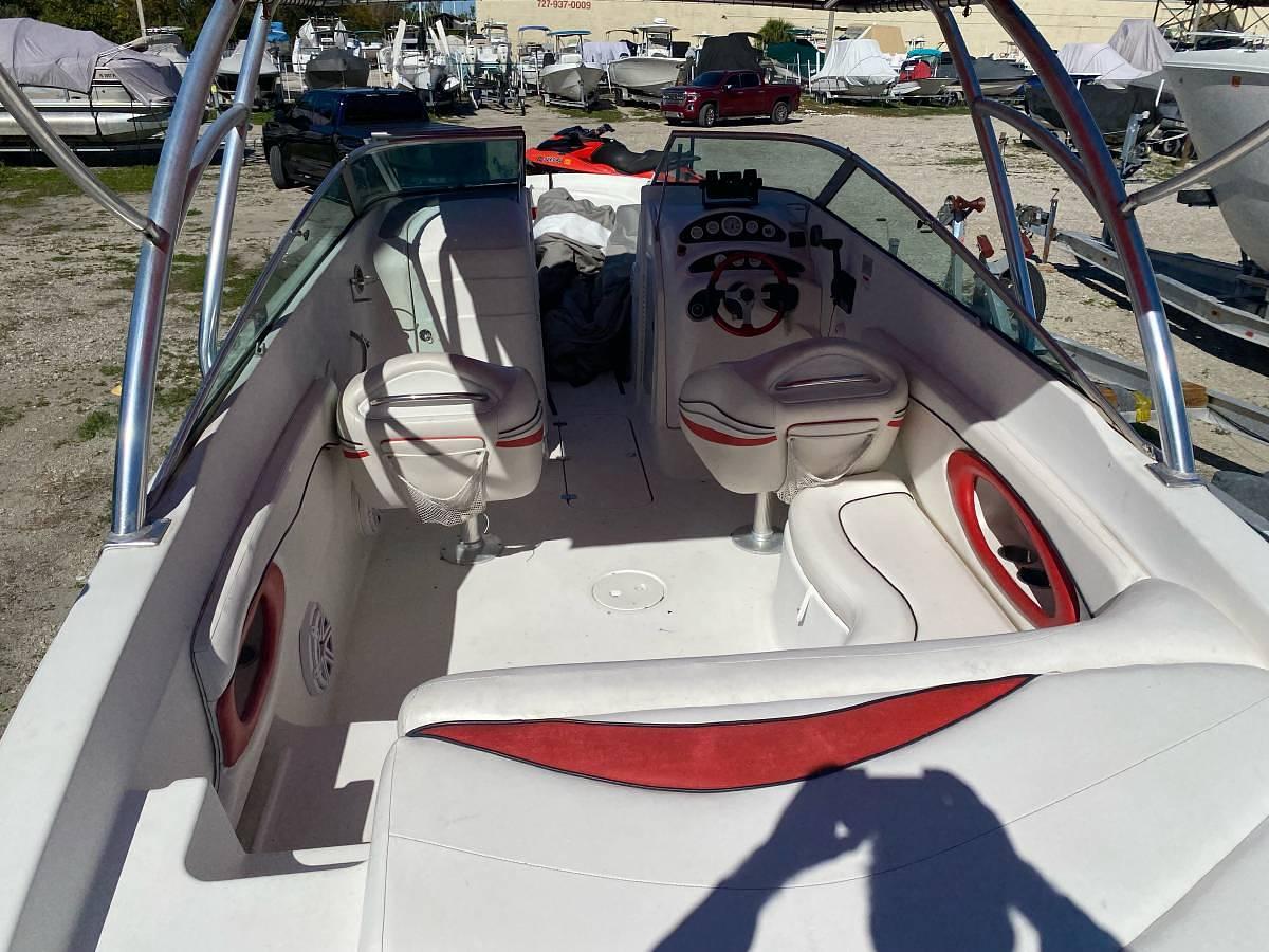 Used 2002 Wellcraft Excalibur