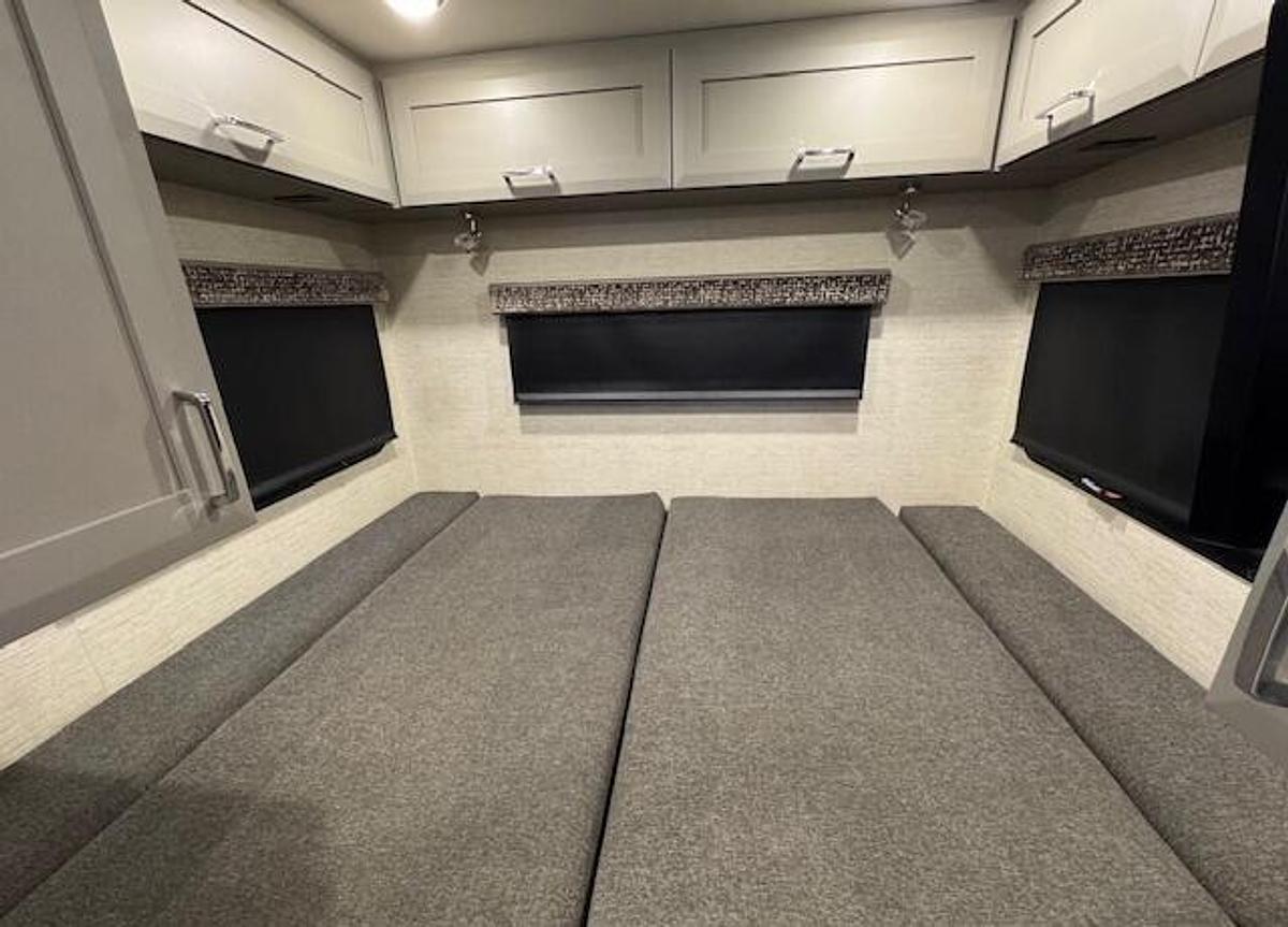 Used 2022 Tiffin Wayfarer 25TW Class C Motorhome