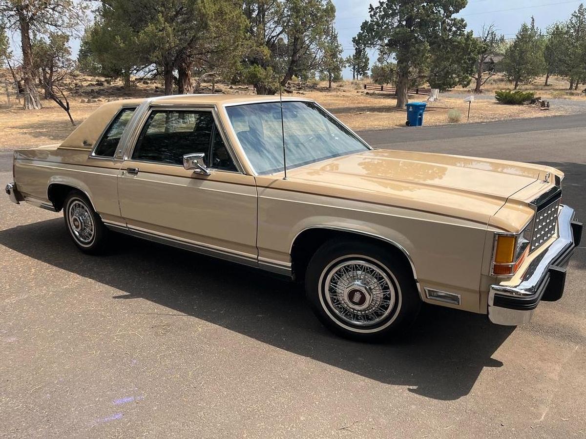 Used 1986 Ford Crown Victoria