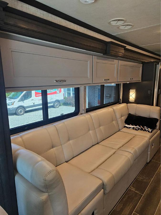 Used 2023 Thor Tuscany 45BX