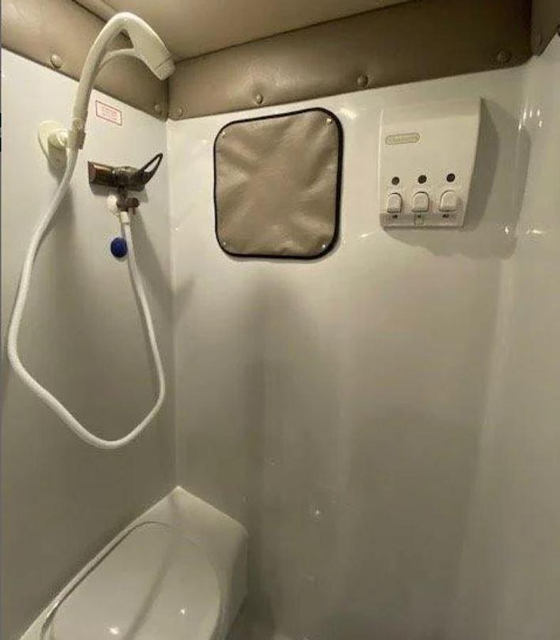 Used 2021 Volvo VNL64T300