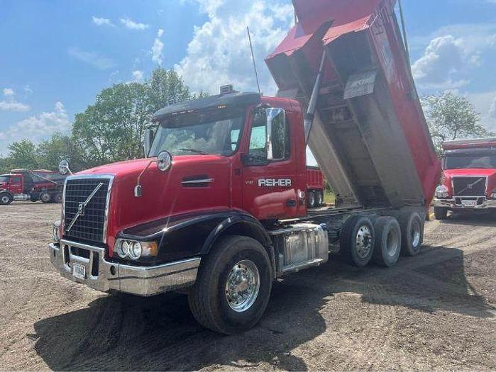 Used 2021 Volvo VHD84F300 Dump Truck