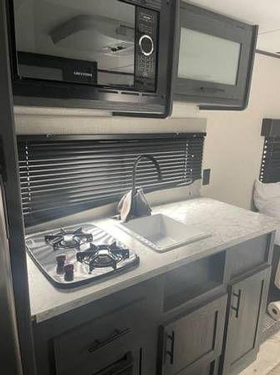 Used 2022 Colorado 19BH 19ft Travel Trailer