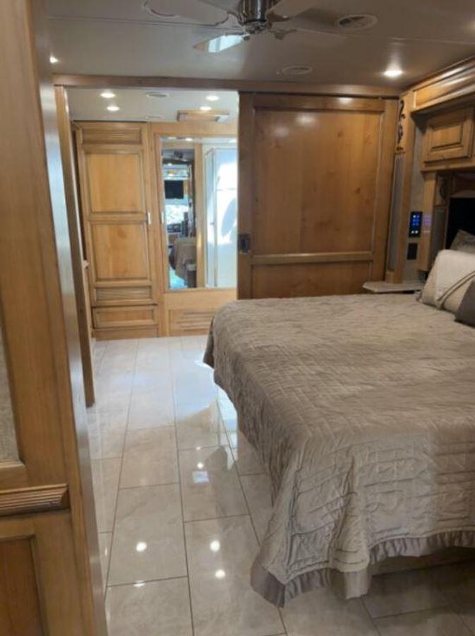 Used Premium 2018 Tiffin Phaeton 40IH XSH