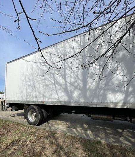 Used 2017 Freightliner BUSINESS CLASS M2 106