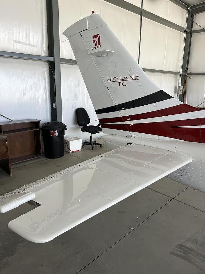 Used 2006 Cessna Turbo 182T Skylane Airplane