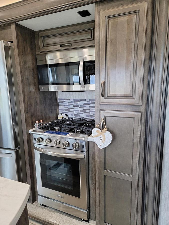 Used 2021 Forest River Sierra Destination 420FL Park Model