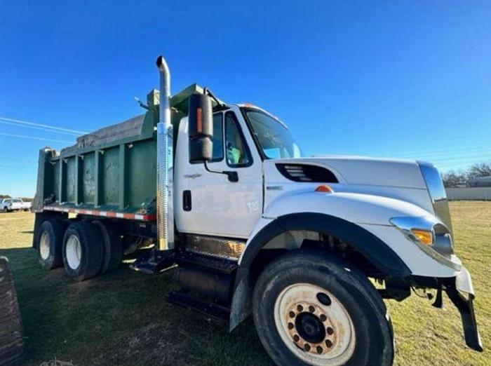 Used 2009 INTERNATIONAL Workstar 7400