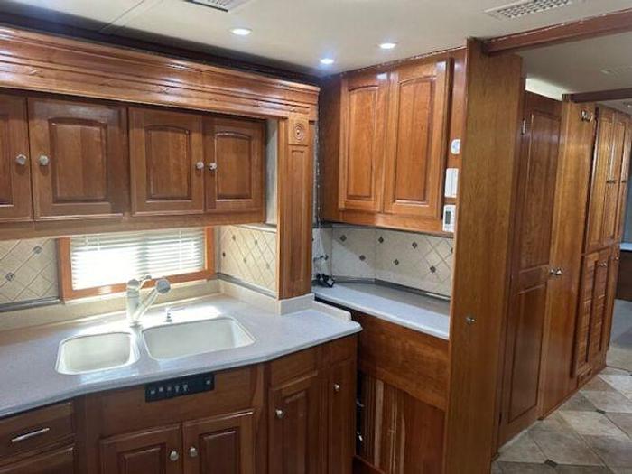 Used 2005 Holiday Rambler Navigator 45PBT