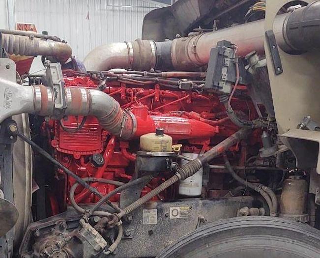 Used 2013 KENWORTH T800