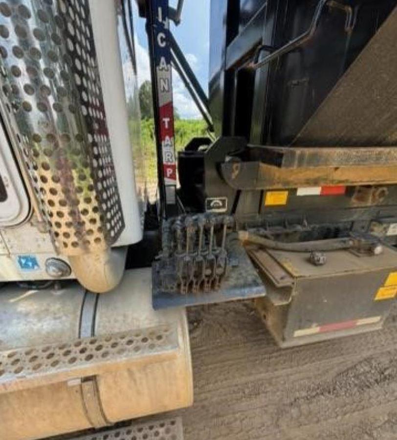 Used 2012 Kenworth T800 Roll off Garbage Truck