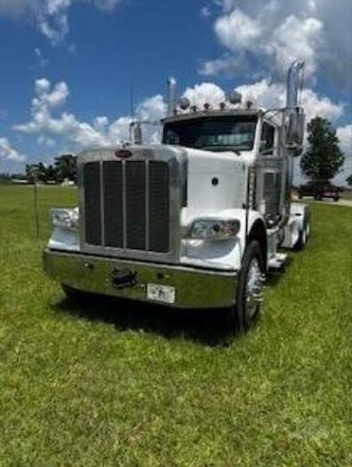 Used 2017 Peterbilt 389