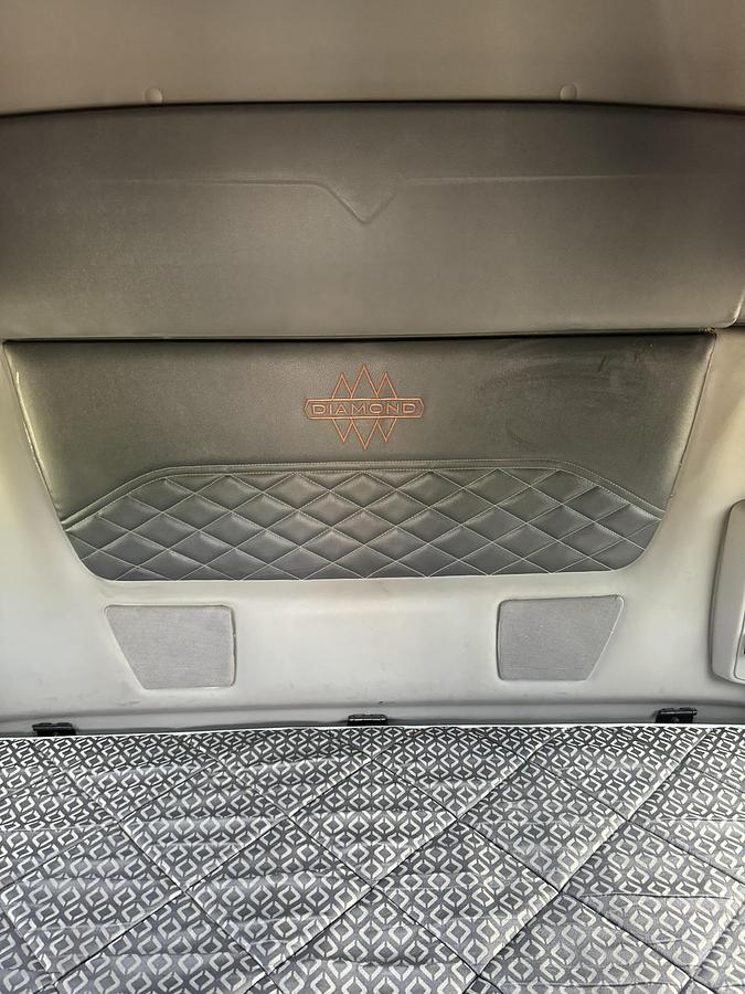 Used 2022 International HX520