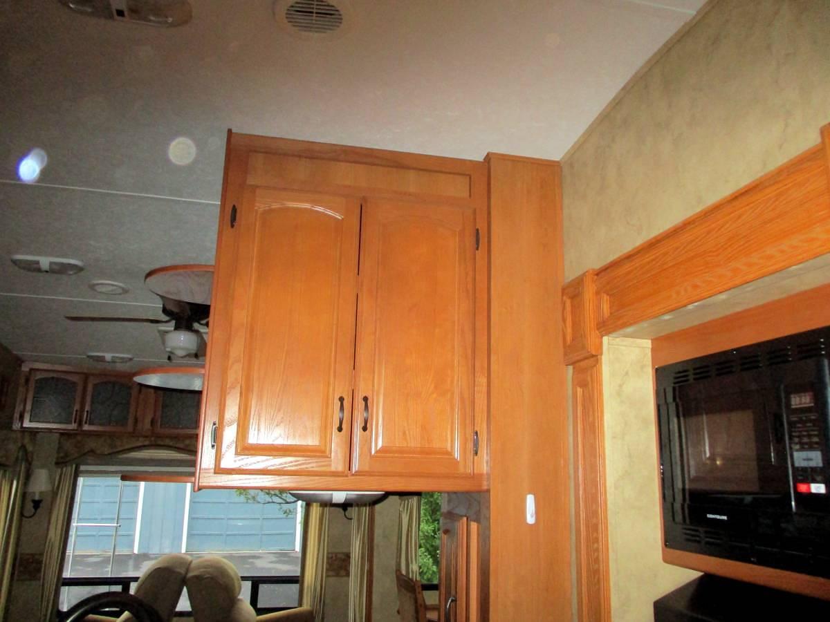 Used 2009 Keystone Montana 3400RL