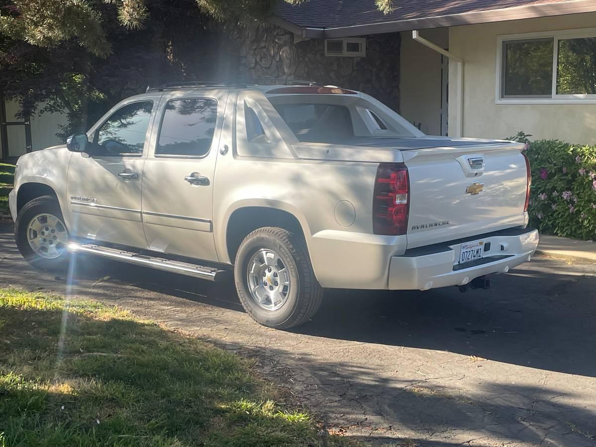 Used 2013 Chevrolet Avalanche LTZ Black Diamond