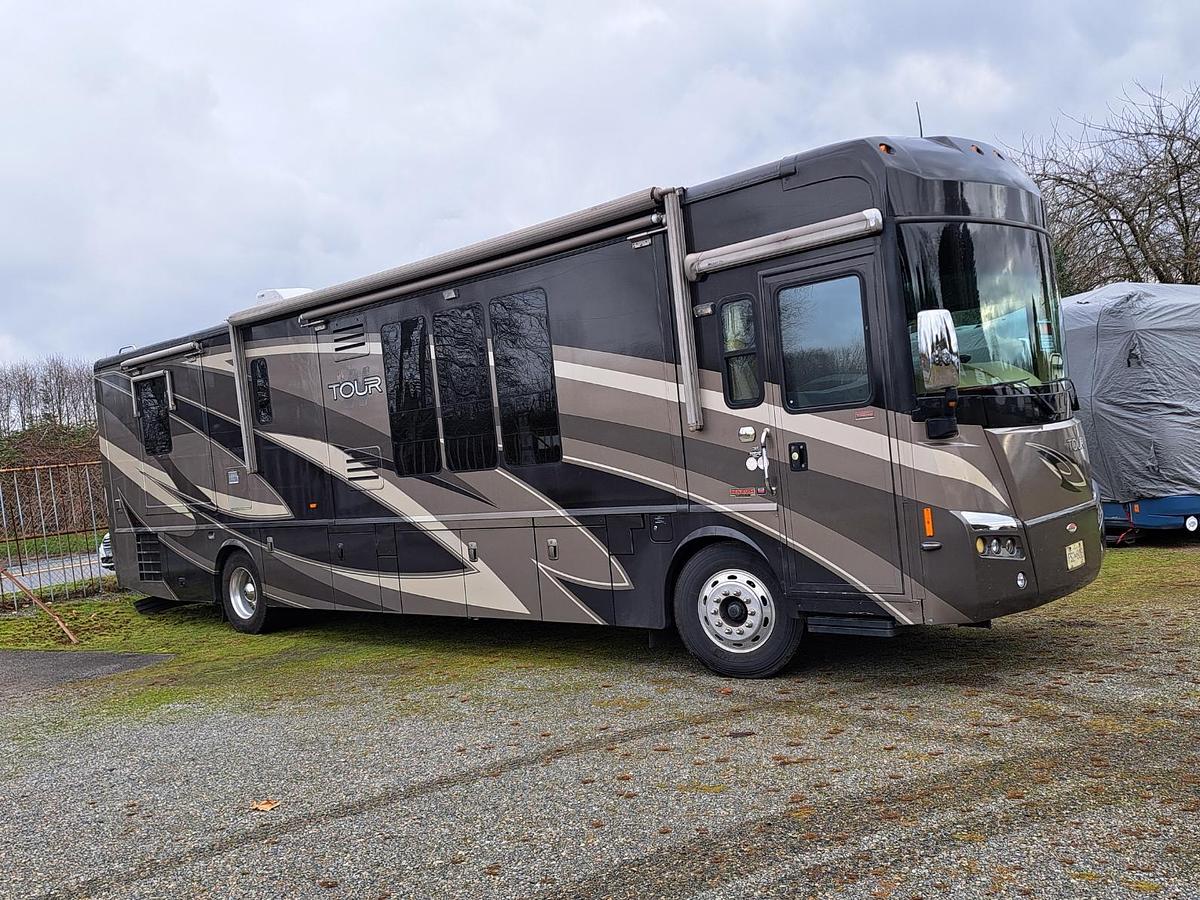 Used 2008 Winnebago Tour 40FD