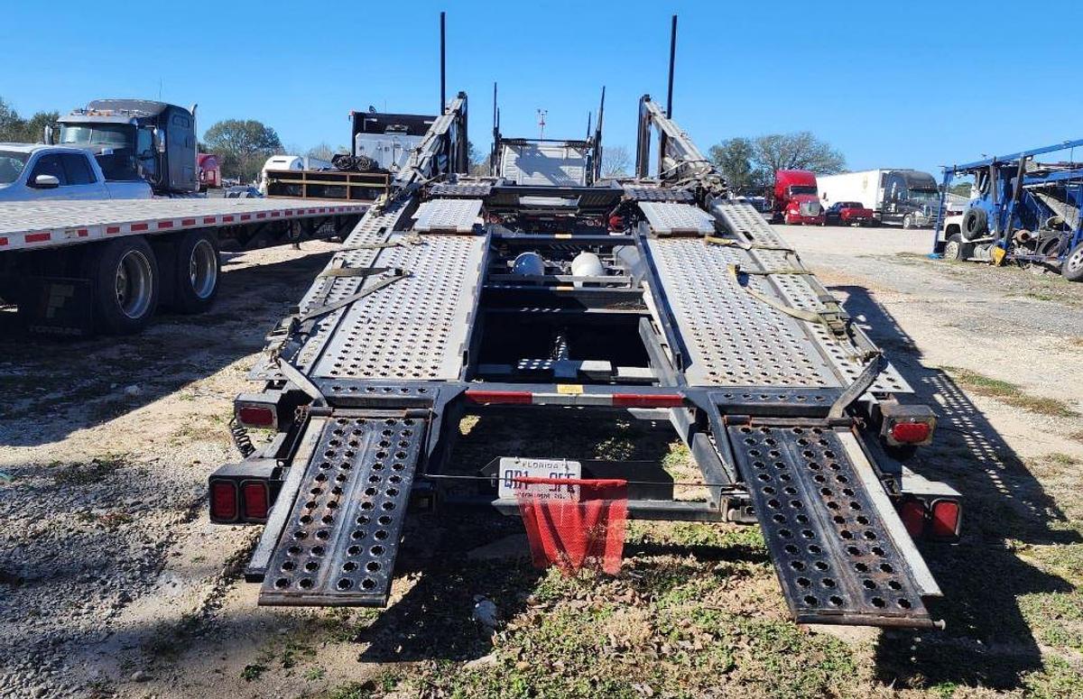Used 2017 Volvo VAH64600 9 Car Hauler