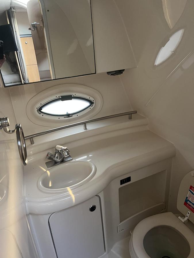 Used 2004 Maxum 3100 SE with Trailer