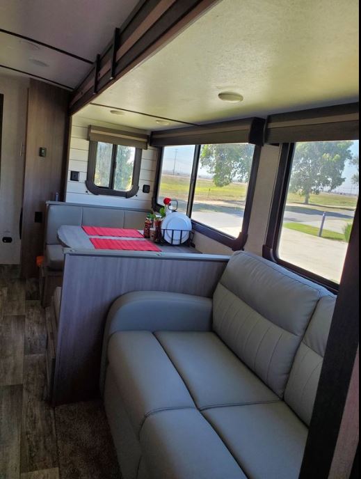 Used 2021 CrossRoads Sunset Trail 289QB