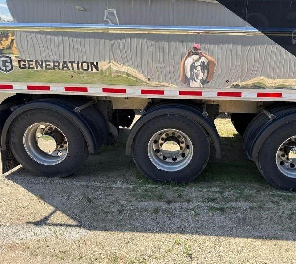 Used 2022 EBY 50 ft x 102 in Trailer