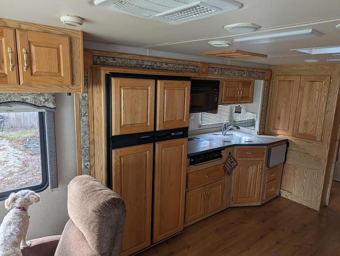 Used 2002 Holiday Rambler Endeavor 38PST