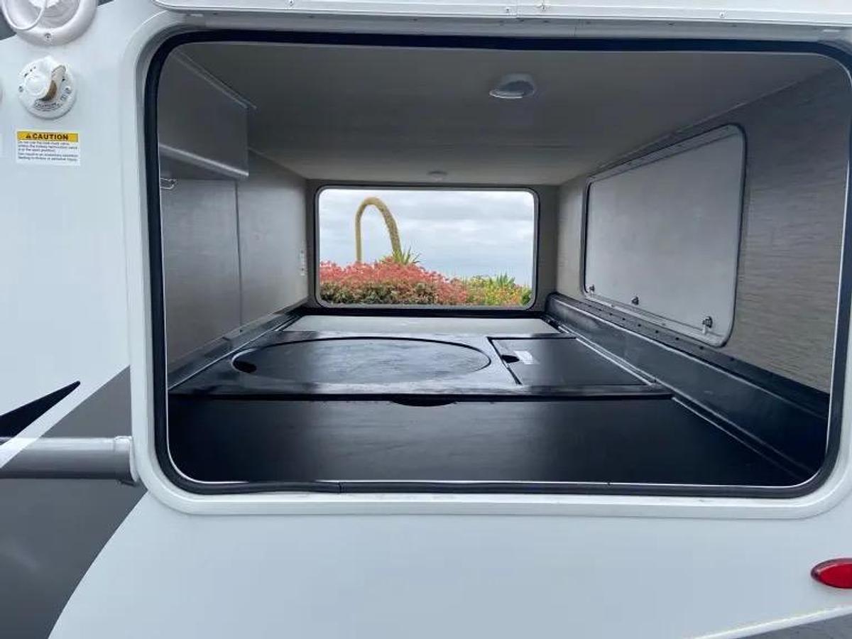 Used 2021 Thor Motor Coach Four Winds 28A Class C Motorhome