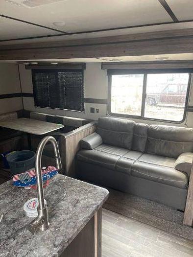 Used 2021 Crossroads Zinger ZR328SB