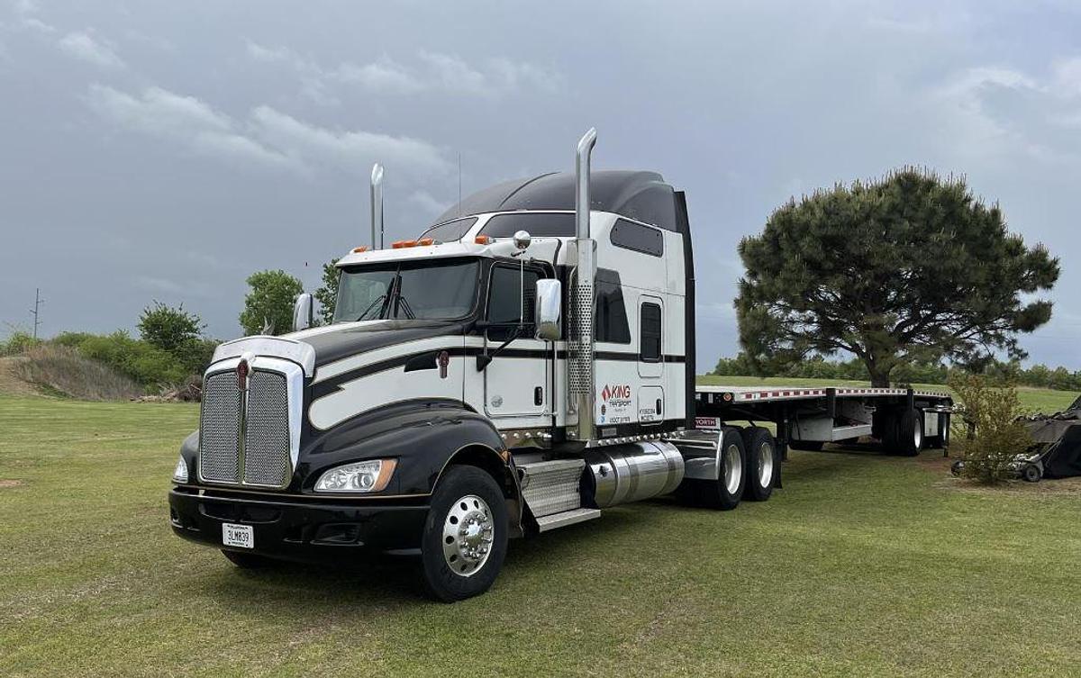 Used 2014 Kenworth T660