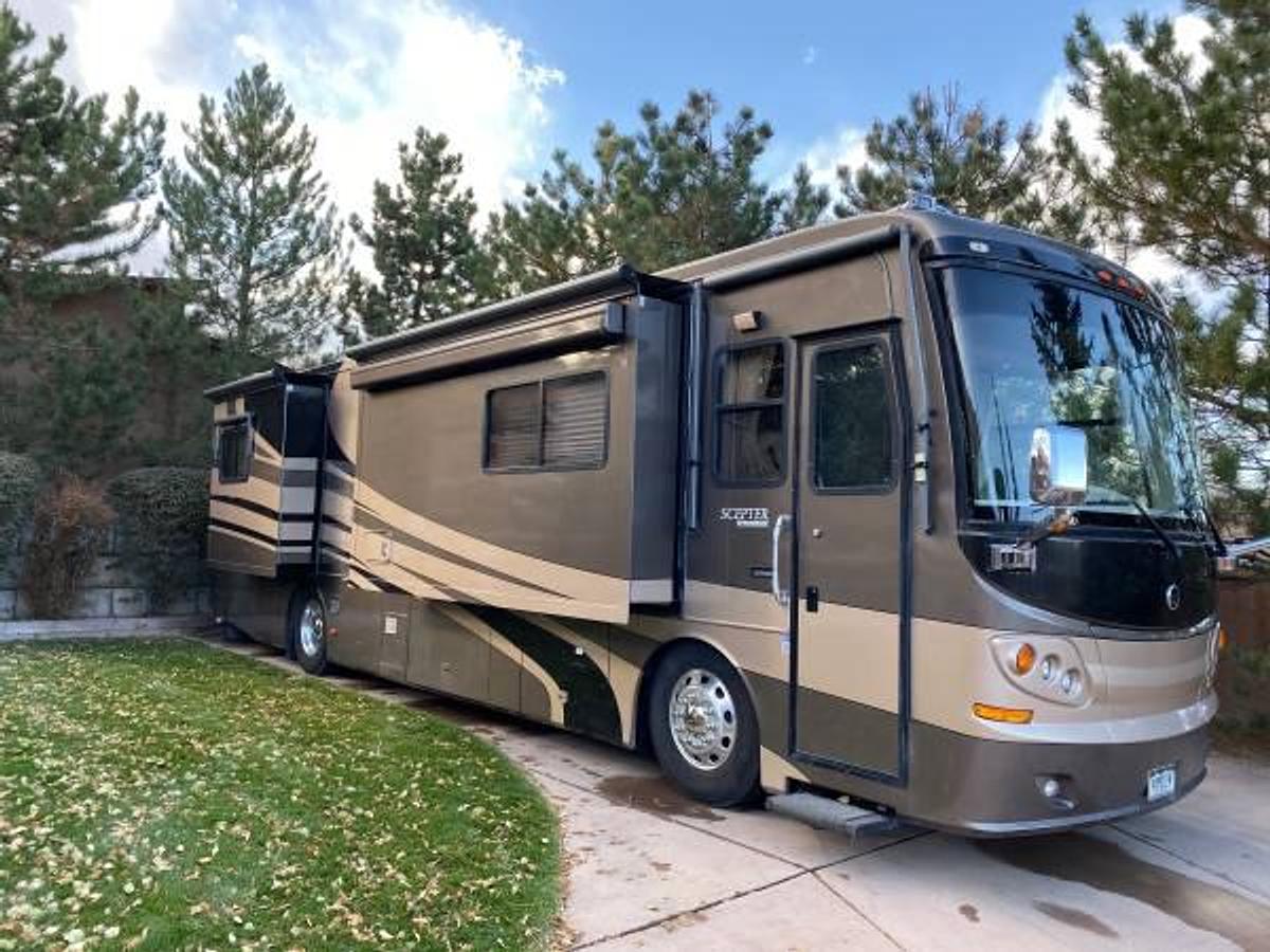 Used 2005 Holiday Rambler Scepter 38PDQ Class A Motorhome