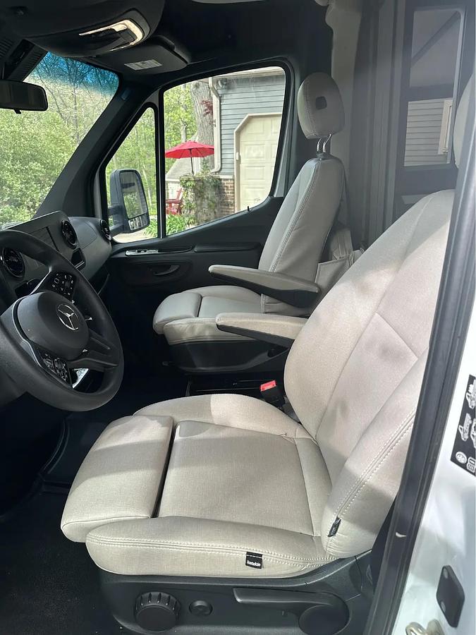 Used 2020 Winnebago View 24J