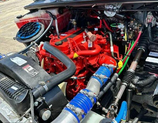 Used 2021 Jayco Seneca 37K