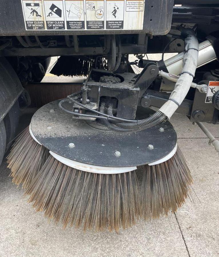 Used 2019 Peterbilt 220 sweeper truck