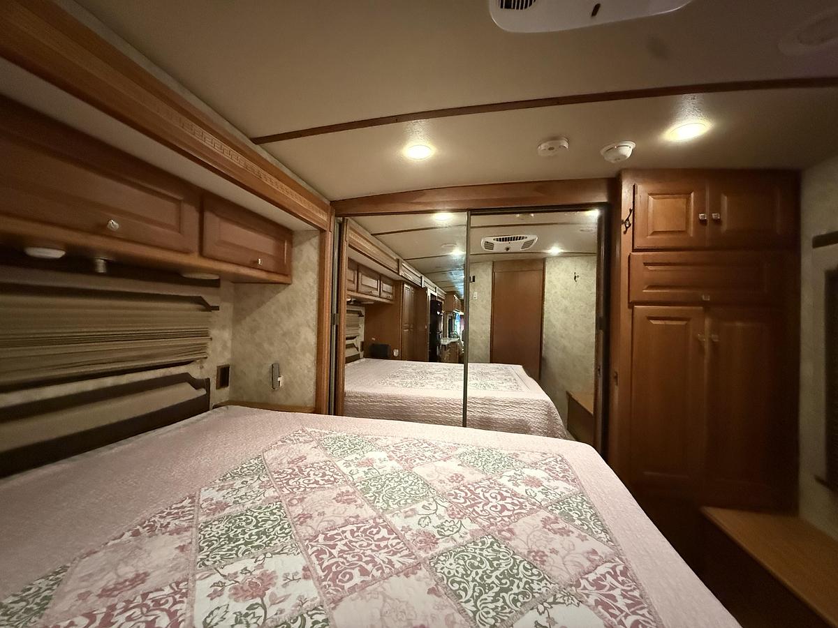Used 2009 Winnebago Journey 39Z